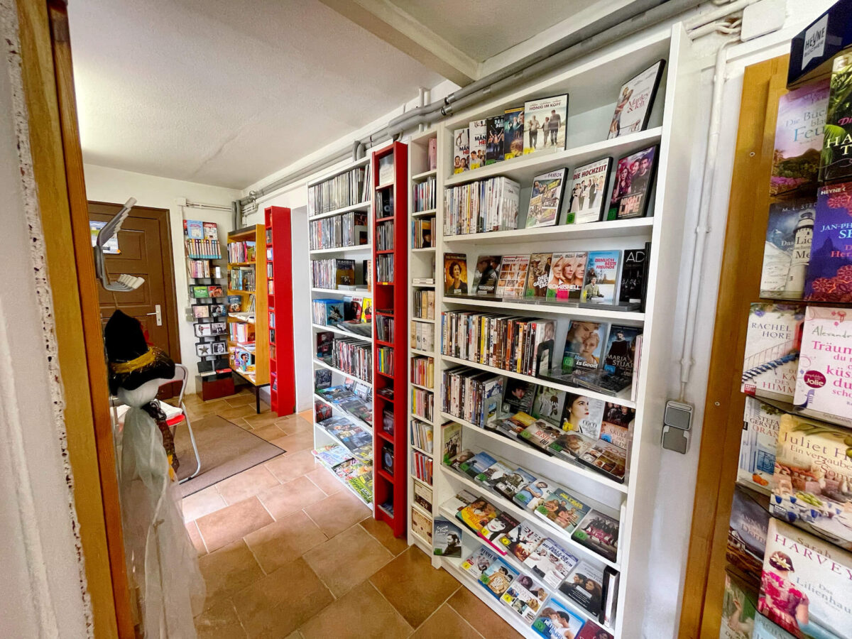 Gemeindebibliothek Bild 12